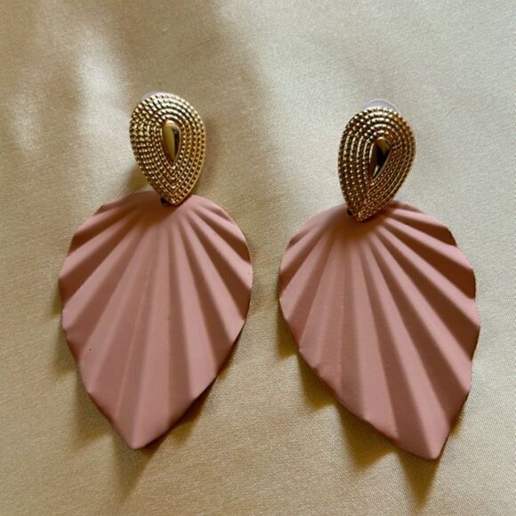 bohemian leaf drop earrings A492 - Picture 2 of 3